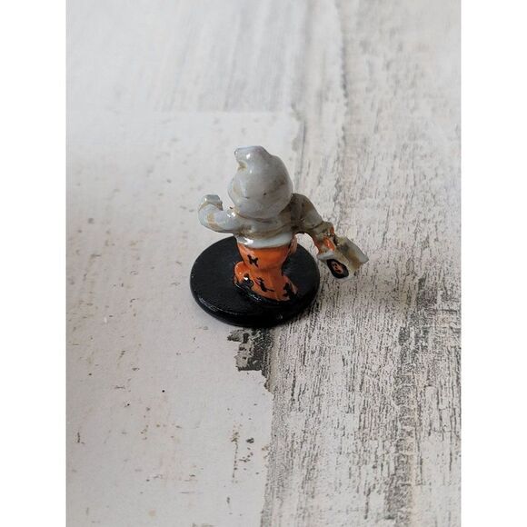 Mini ceramic trick-or-treat ghost village accessory Halloween - Picture 2 of 5